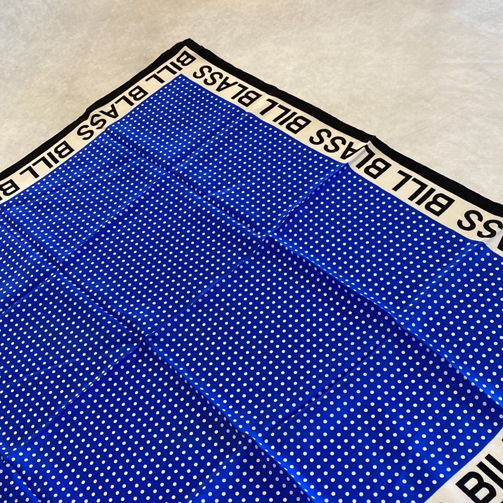 BILL BLASS Scarf - Picture 3 of 3